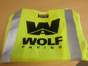 wolf-paving-vest1