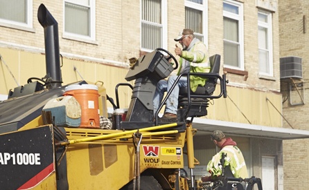 4 Cost Saving Reasons To Repave Your Apartment Parking Lot With Asphalt