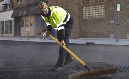 Top benefits of choosing the asphalt industry for employement