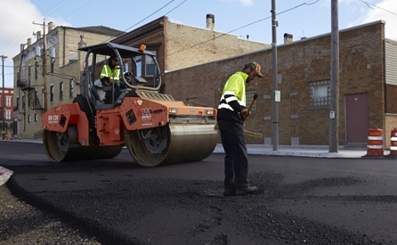 commerical parking lot paving