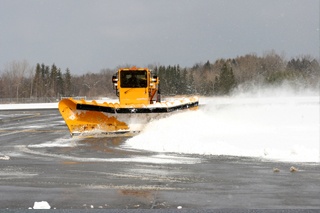 prepare-asphalt-for-snow